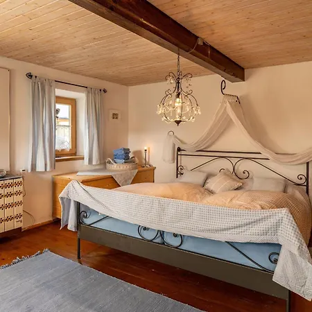 With Tradition In The Alpbachtal Holiday home *