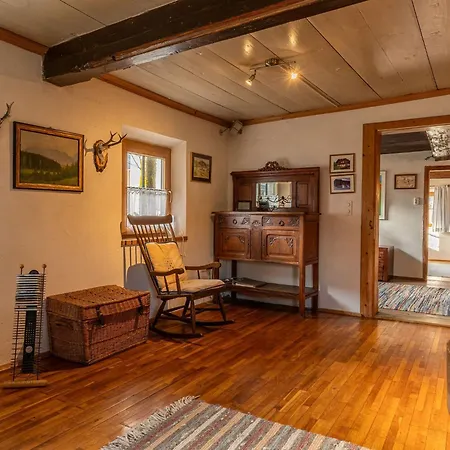 With Tradition In The Alpbachtal * Breitenbach am Inn